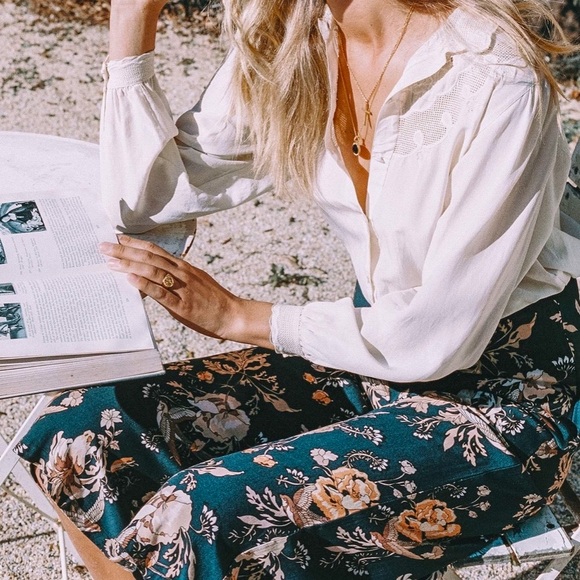 EUC Spell Rosa Crop Pants size medium - Picture 4 of 11